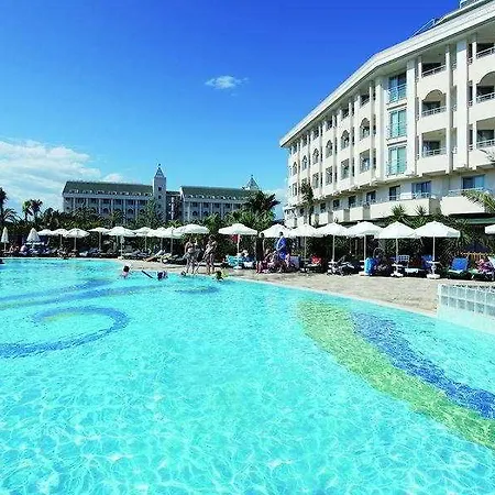 Calimera Hane Garden 5* Side