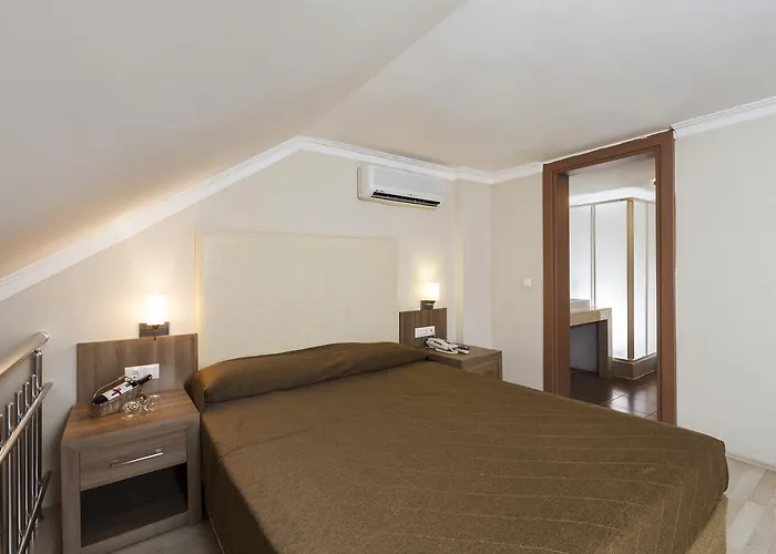 Calimera Hane Garden