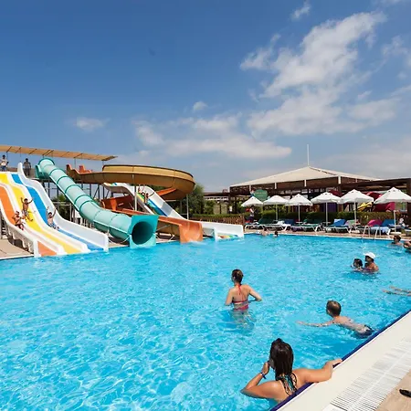 Calimera Hane Garden 5* Side