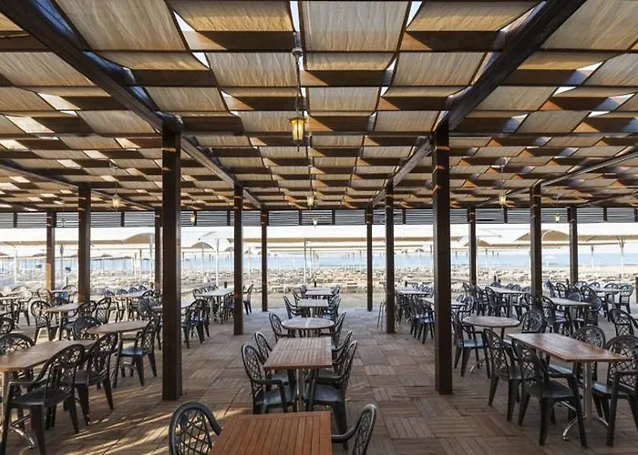 Calimera Hane Garden 5* Side