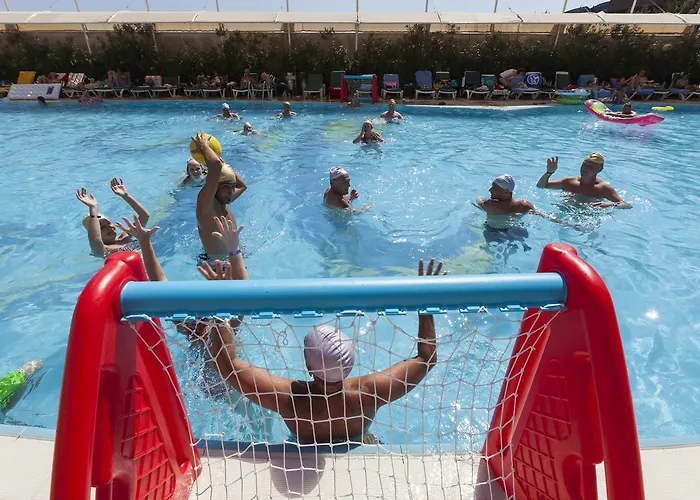 Calimera Hane Garden Side