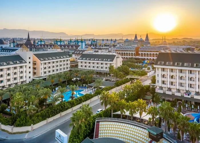 Calimera Hane Garden 5* Side